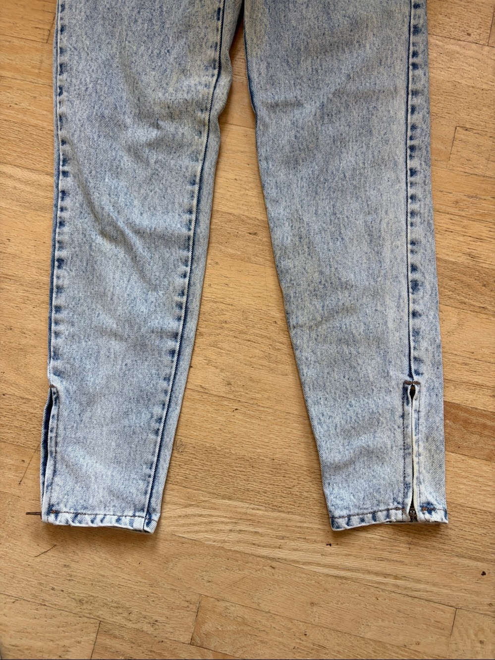 Vintage Levi’s 900 Series high rise bareback jeans size 24 - Picture 9 of 15